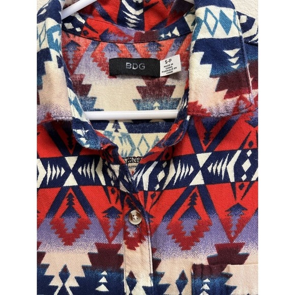 BDG Flannel Beacon Aztec Print Button-Down Shirt Women's Size S Red - Picture 2 of 9